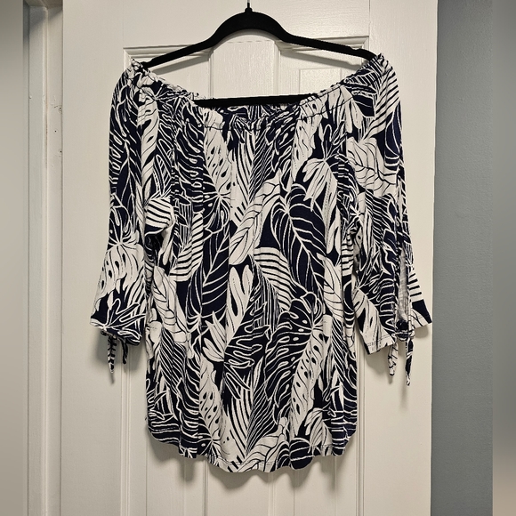 Tommy Bahama top - Picture 1 of 7